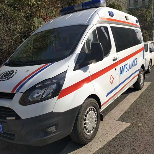 东河品质救护车出租,为您的健康出行负责